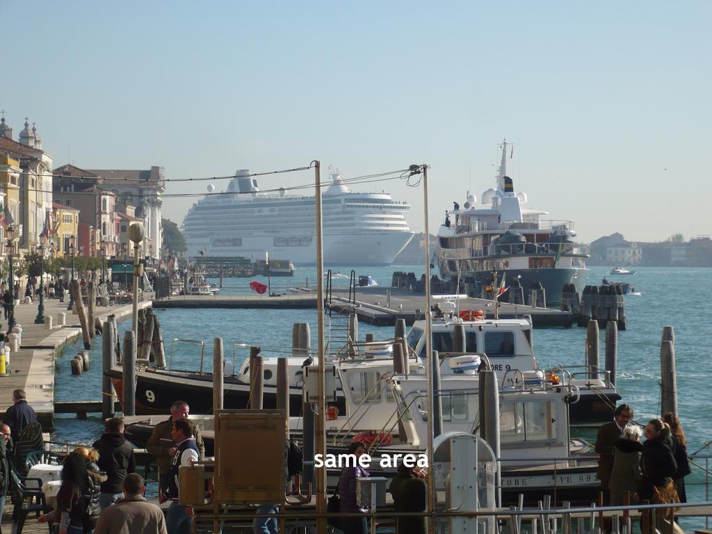 Апартаменти Cruise Harbor Next 4Pax, Mob Aircond, Wifi Венеція Екстер'єр фото